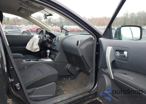 2014 Nissan Rogue Select S z USA, uszkodzony, nr VIN JN8AS5MV8EW715294